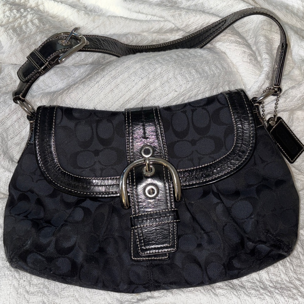 Coach Soho Pleated Buckle Flap Handbag D1068‑F15203.